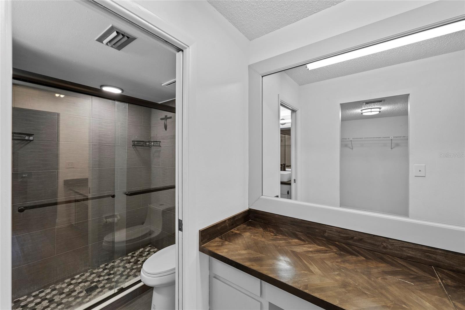 5785 Summer Side Unit 4a, Sarasota, FL 34231