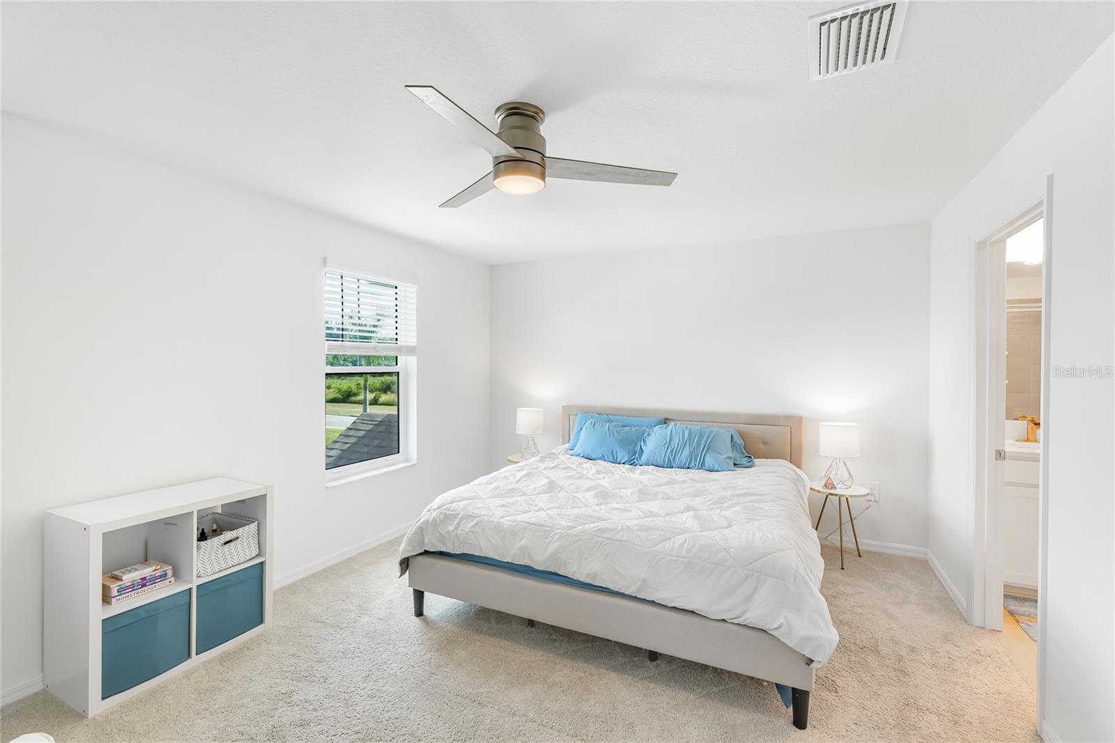 1808 Fender, Sarasota, FL 34240