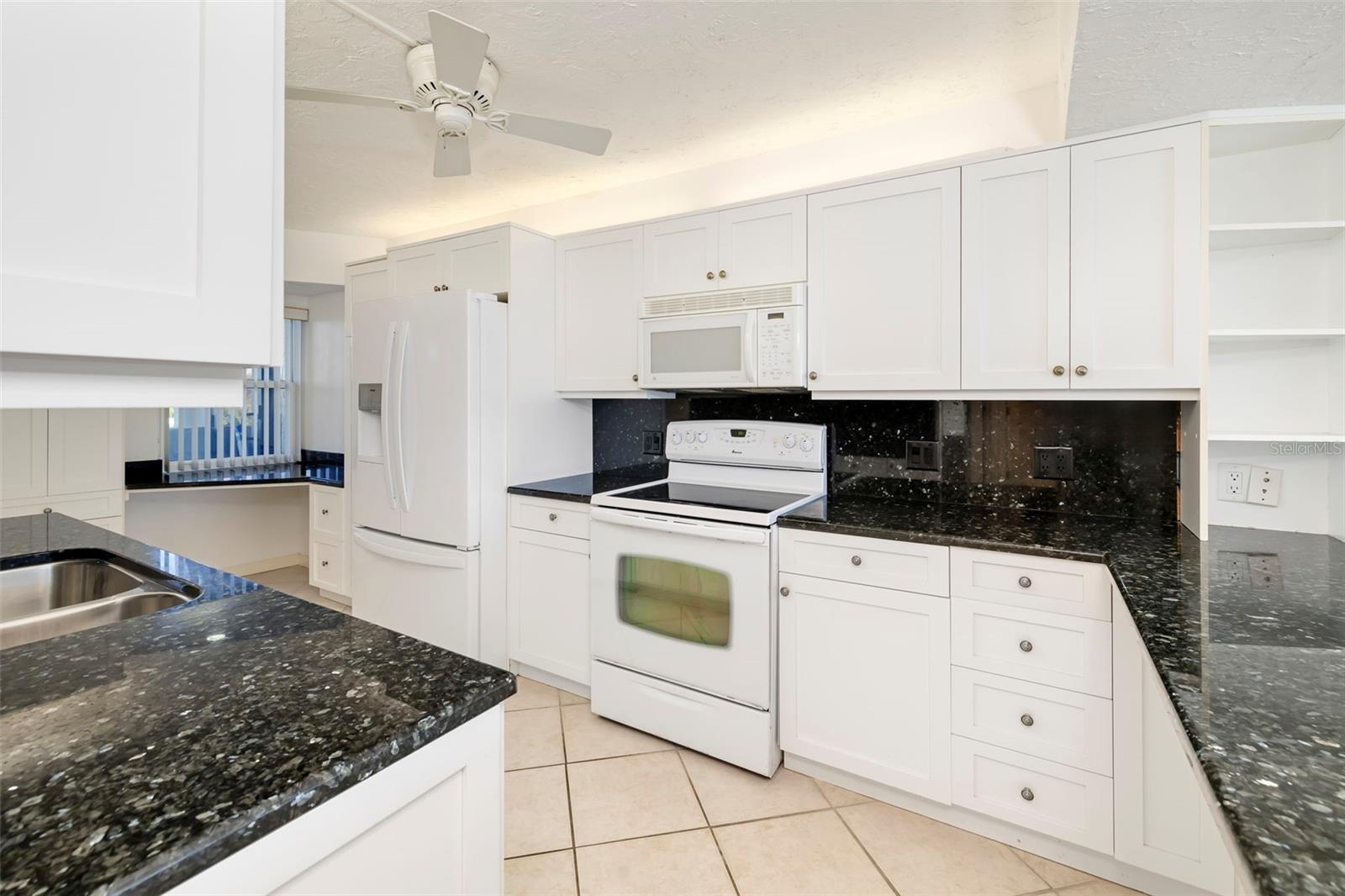 19 Whispering Sands Unit 201, Sarasota, FL 34242