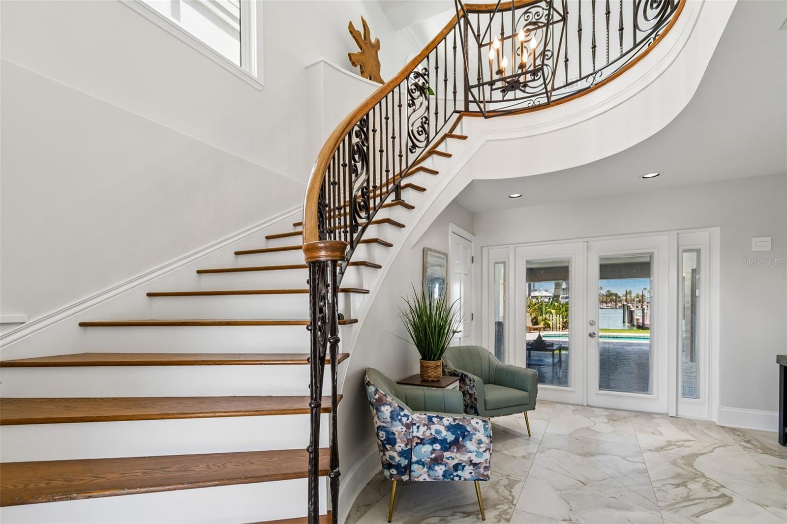 136 Devon, Clearwater Beach, FL 33767
