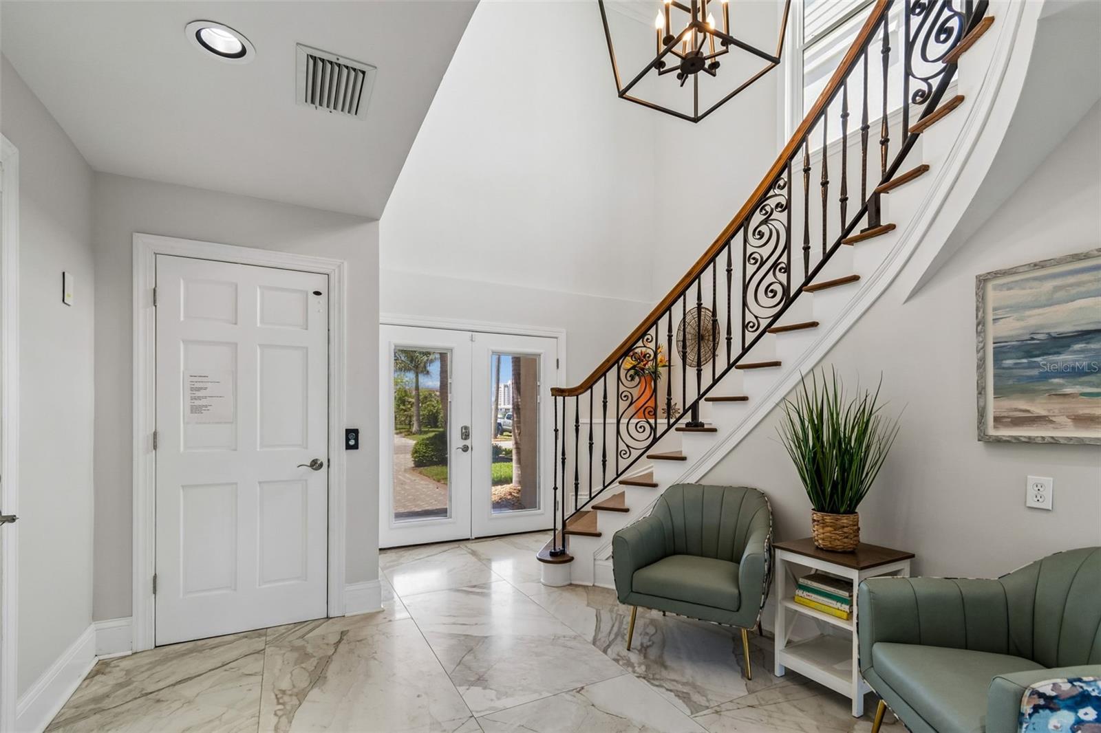 136 Devon, Clearwater Beach, FL 33767