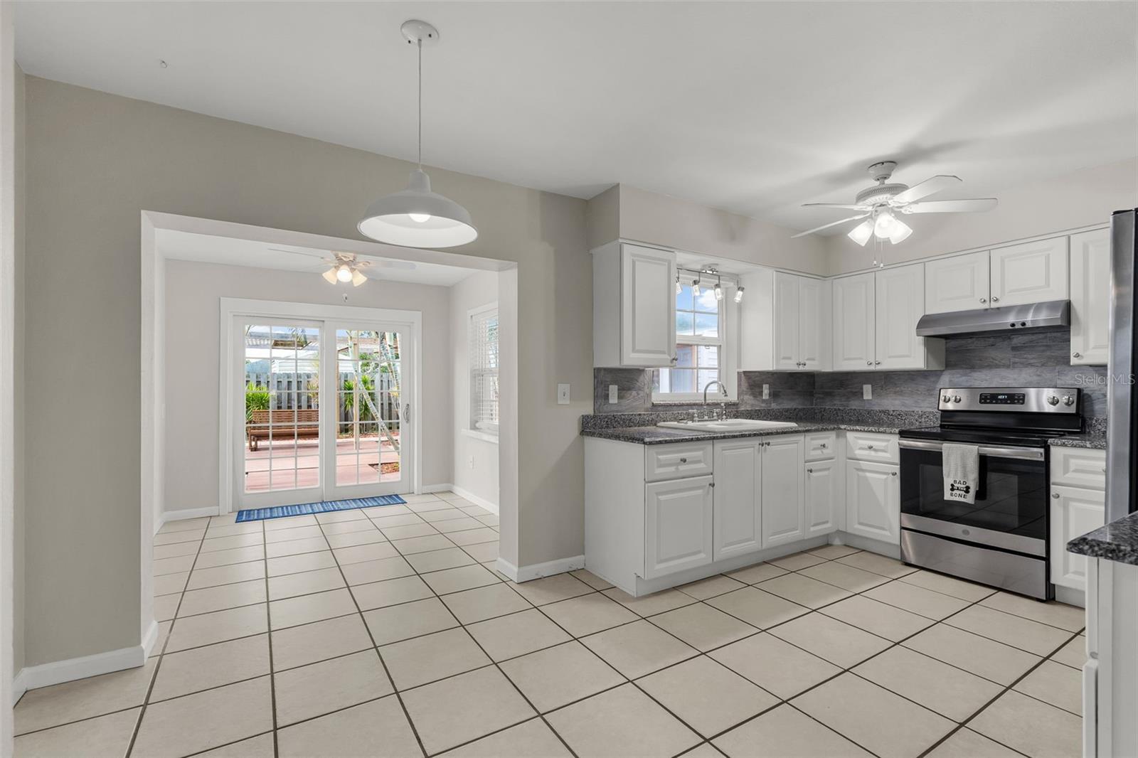 415 49th, Palmetto, FL 34221