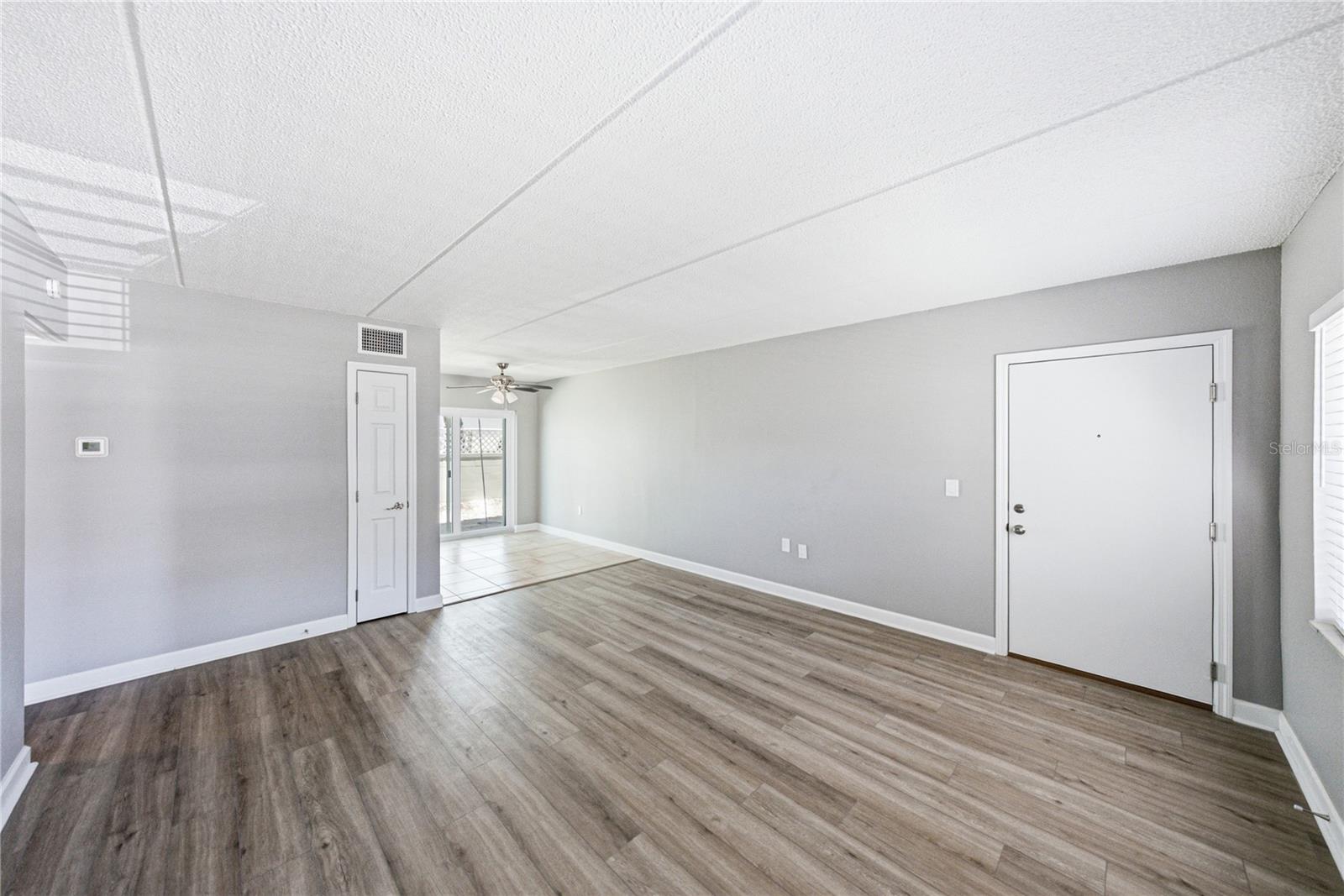1170 Rue Des Chateaux Unit 1a, South Pasadena, FL 33707