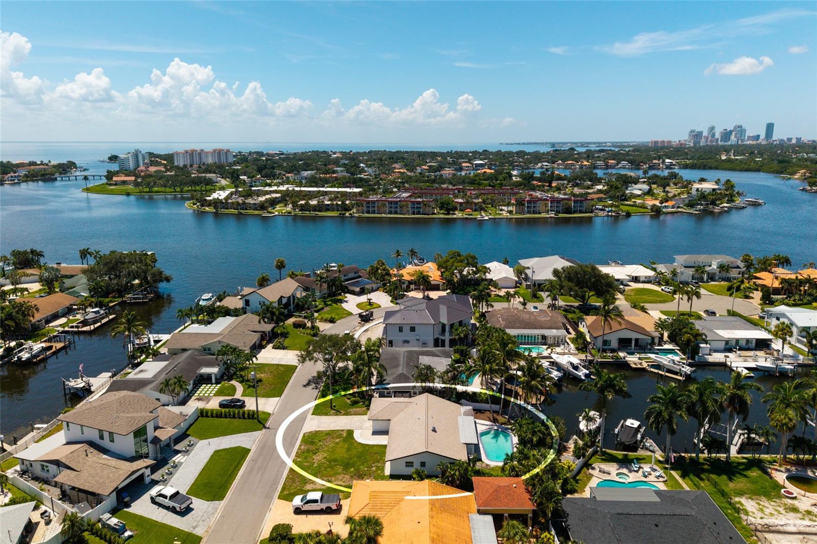 3960 13th, St Petersburg, FL 33703
