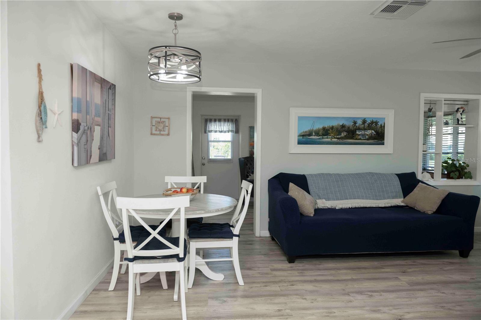 6061 Coral, Bradenton, FL 34207
