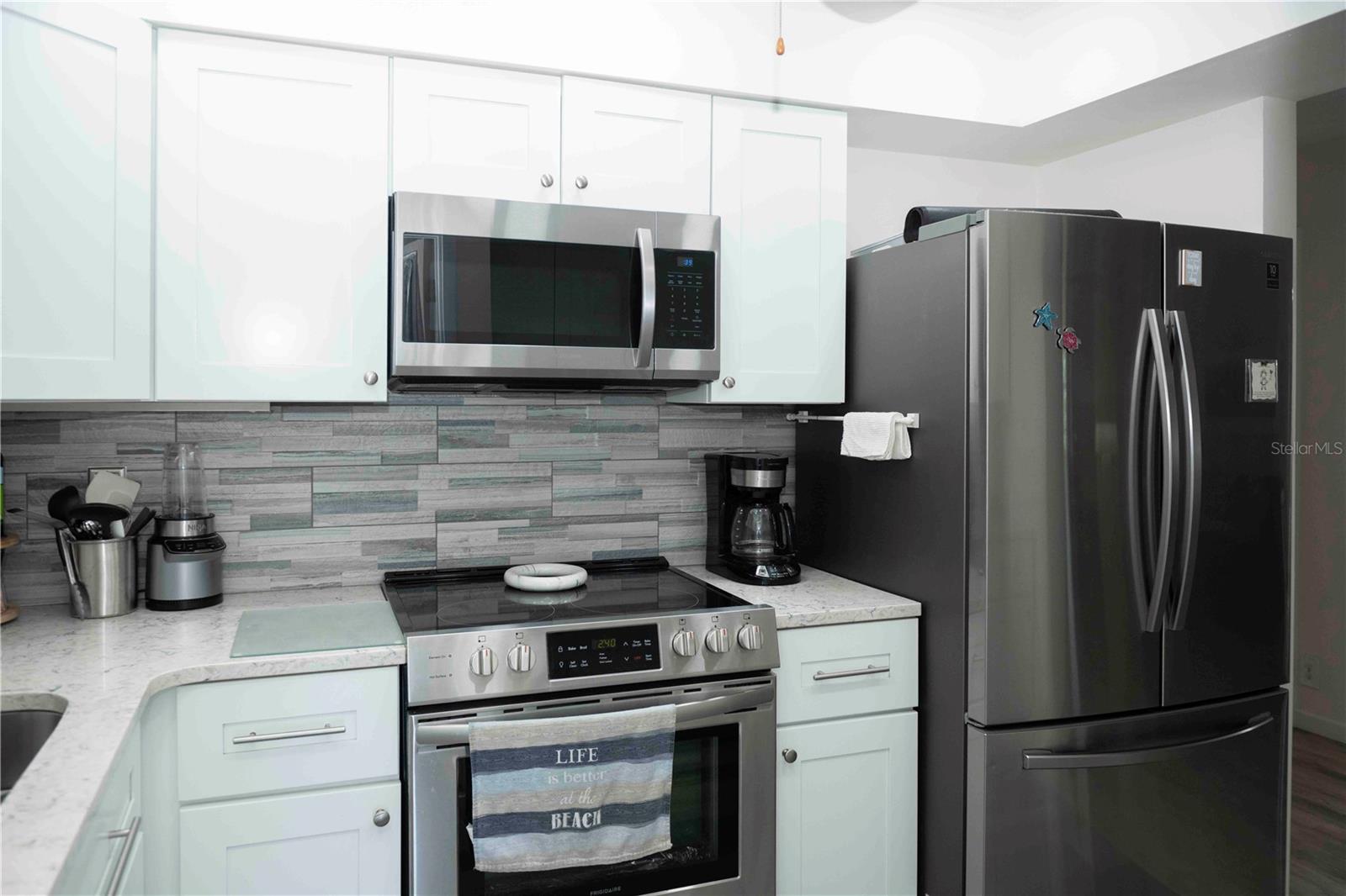 6061 Coral, Bradenton, FL 34207