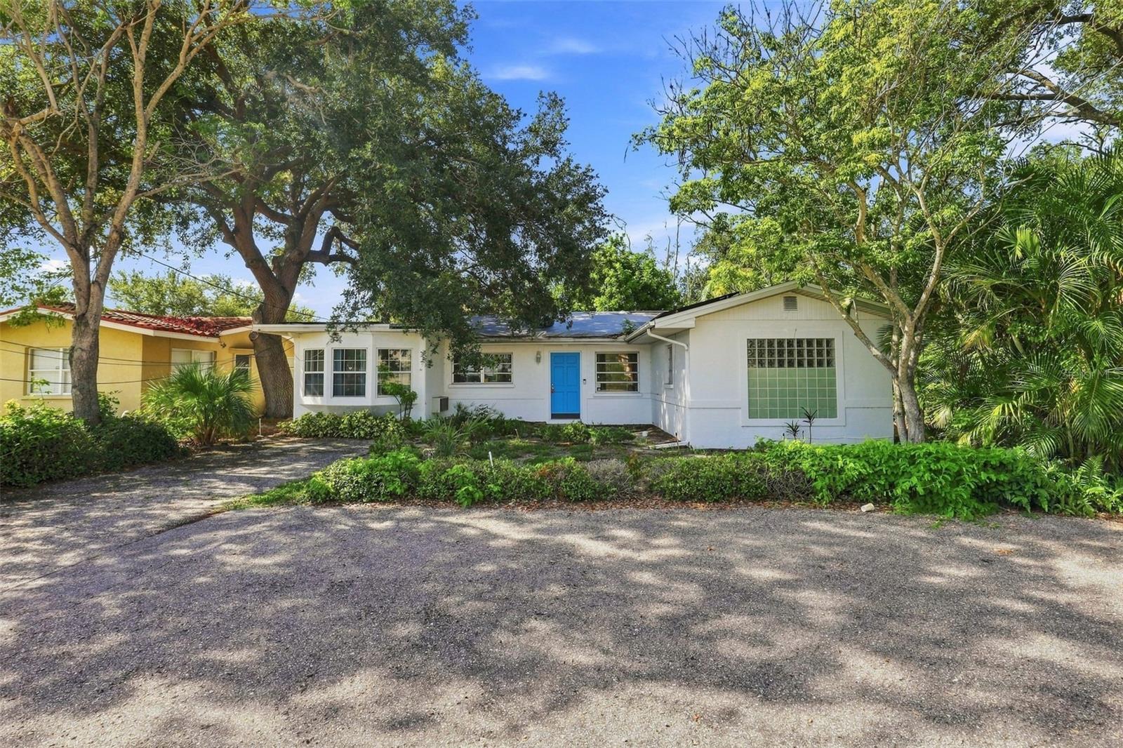 1840 Glengary, Sarasota, FL 34231