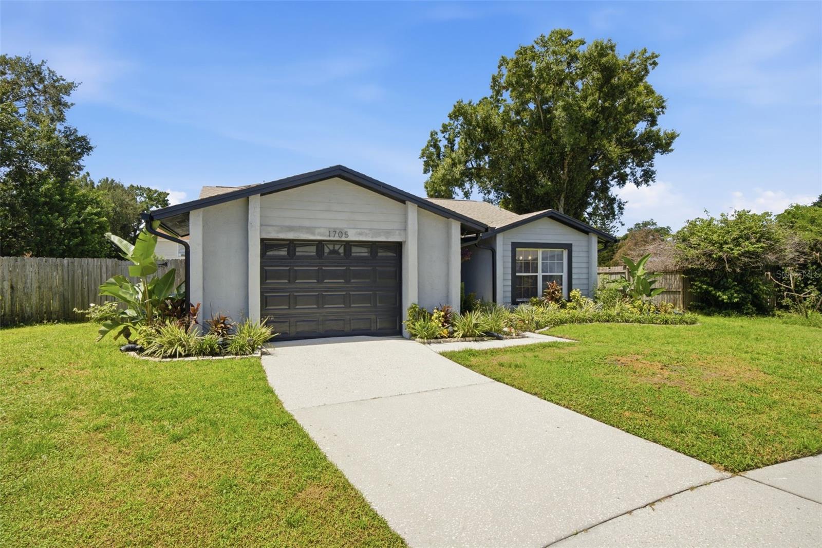1705 Cinnabar, Brandon, FL 33510