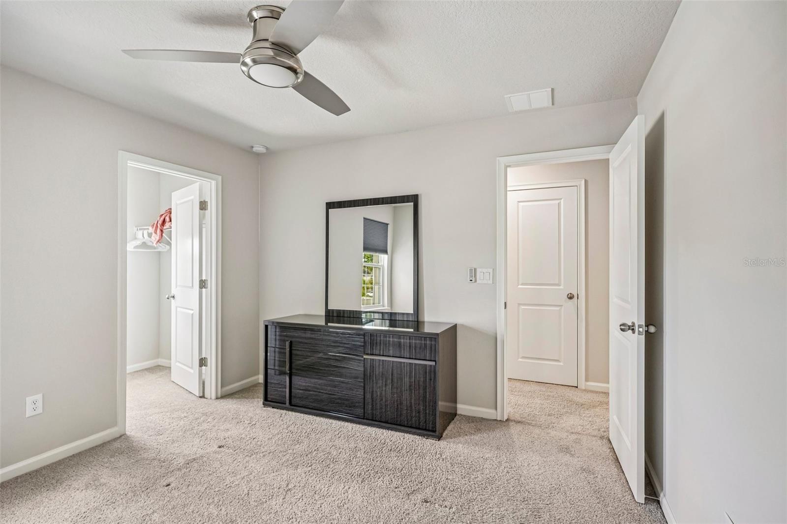 19405 Monarch Wind, Lutz, FL 33558