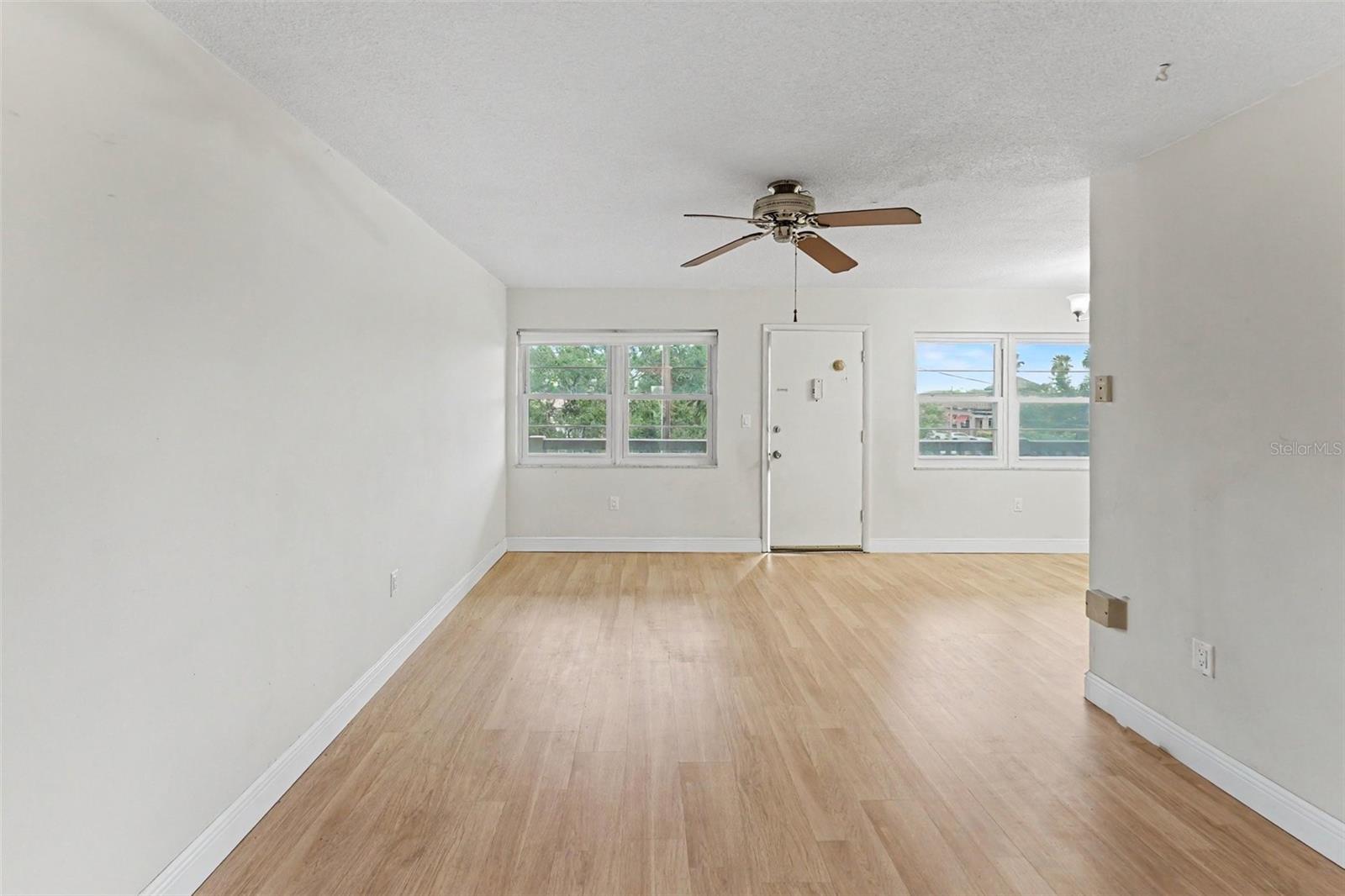 951 79th Unit Apt 322, St Petersburg, FL 33702