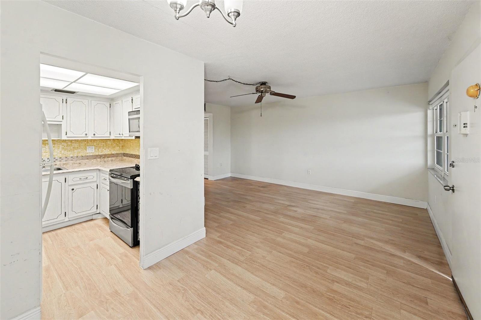 951 79th Unit Apt 322, St Petersburg, FL 33702