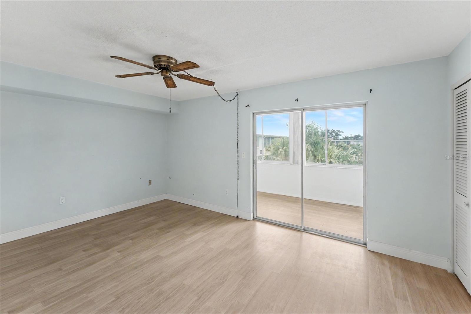 951 79th Unit Apt 322, St Petersburg, FL 33702