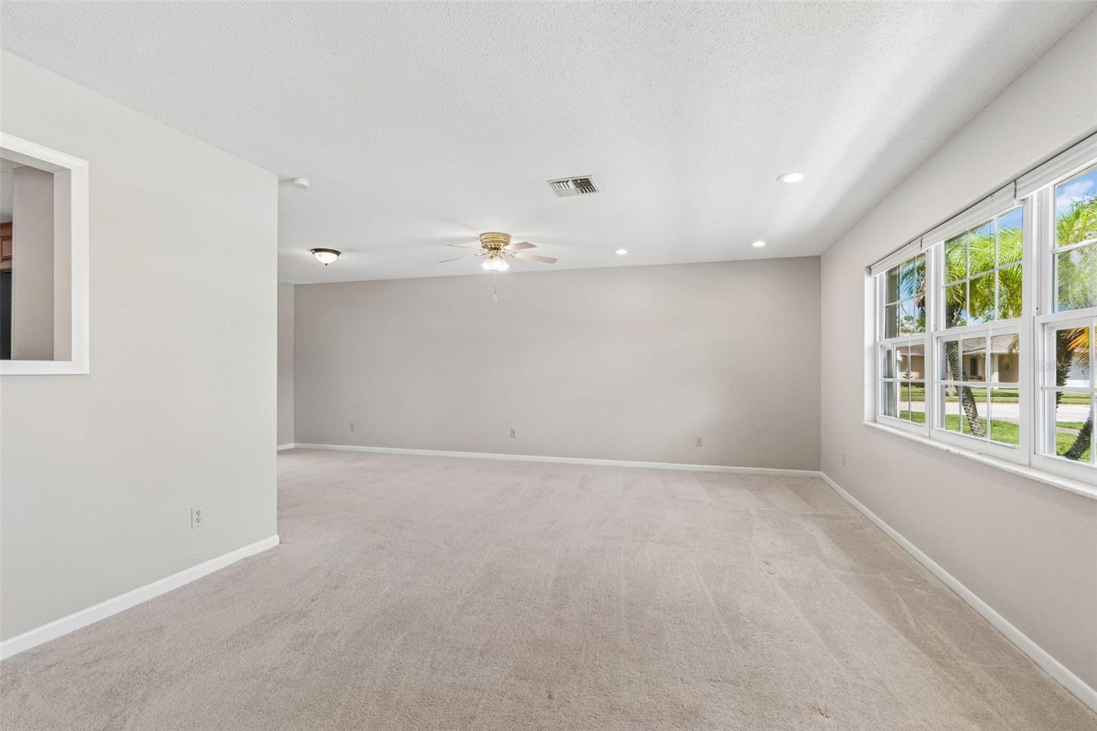 11798 David, Seminole, FL 33778