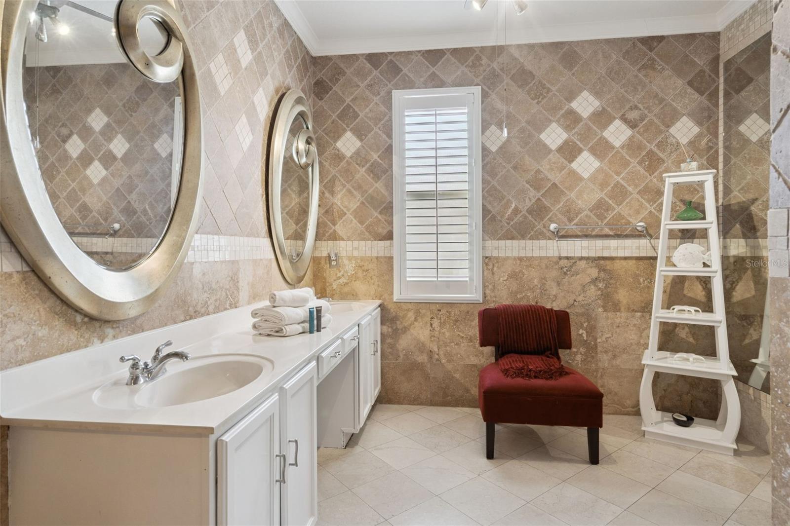 536 Gleneagles Dr, Davenport, FL 33897