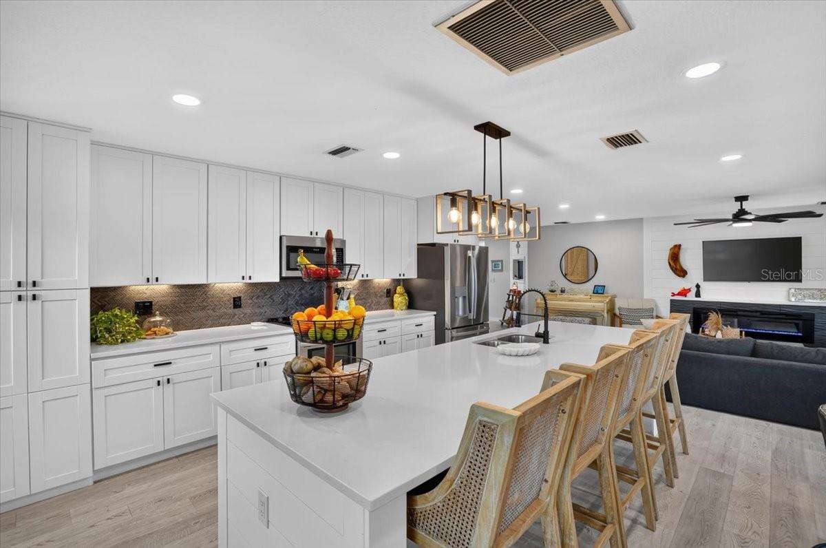 7204 13th, Bradenton, FL 34209