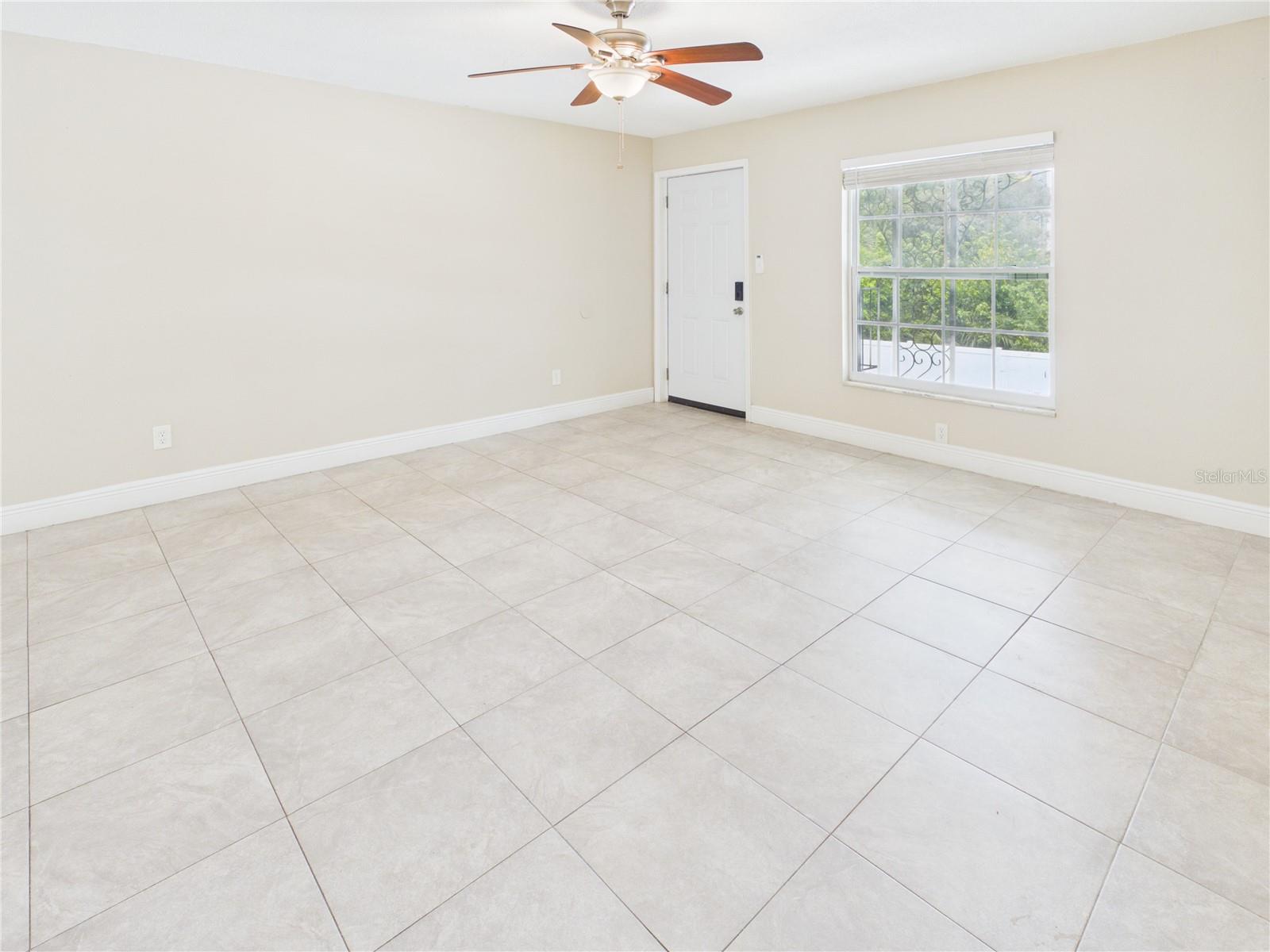 2800 113th Unit 213, Tampa, FL 33612