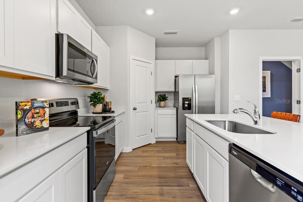 10729 Waterfield, Jacksonville, FL 32210