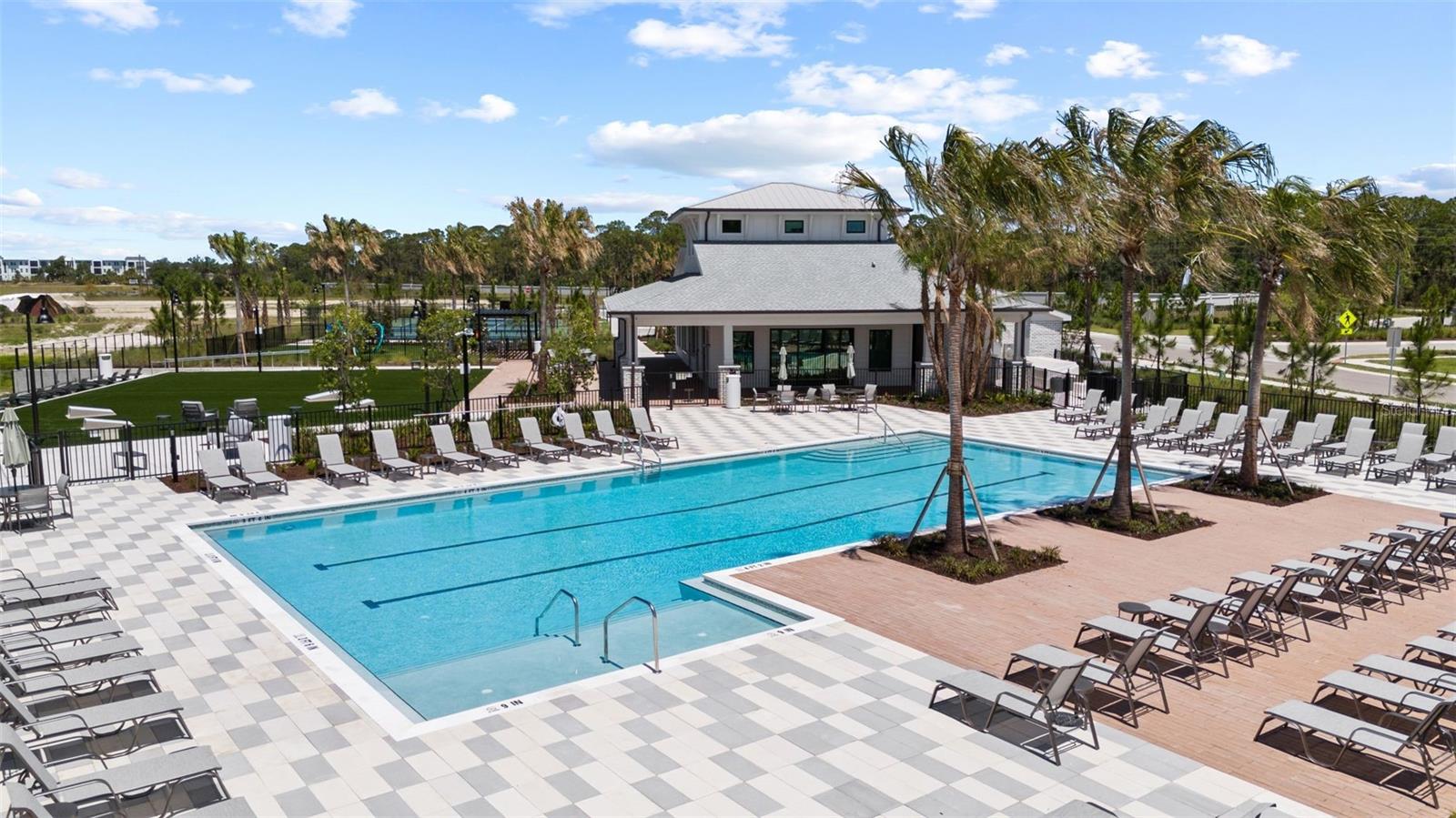 290 Holly Bank, Nokomis, FL 34275