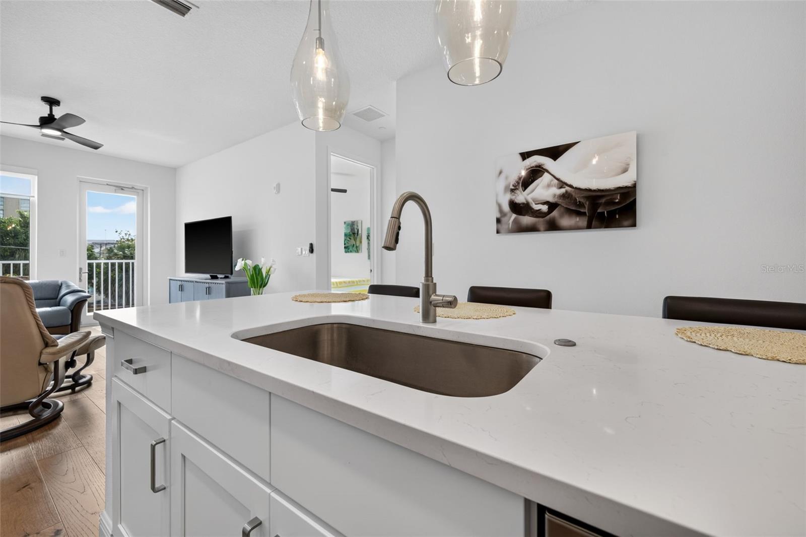 600 3rd Unit 207, St Petersburg, FL 33701