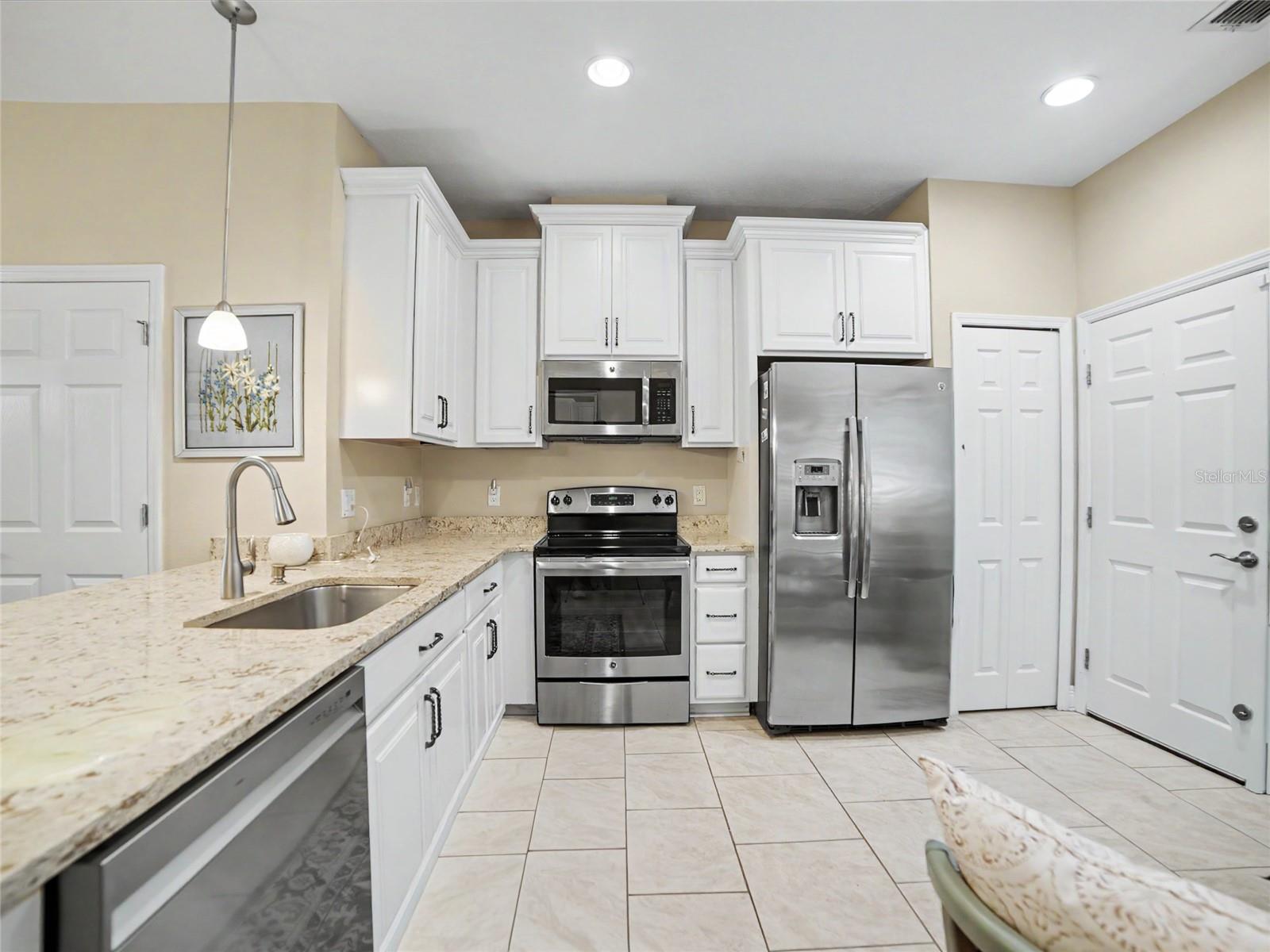 1985 Lake Waters, Lutz, FL 33558