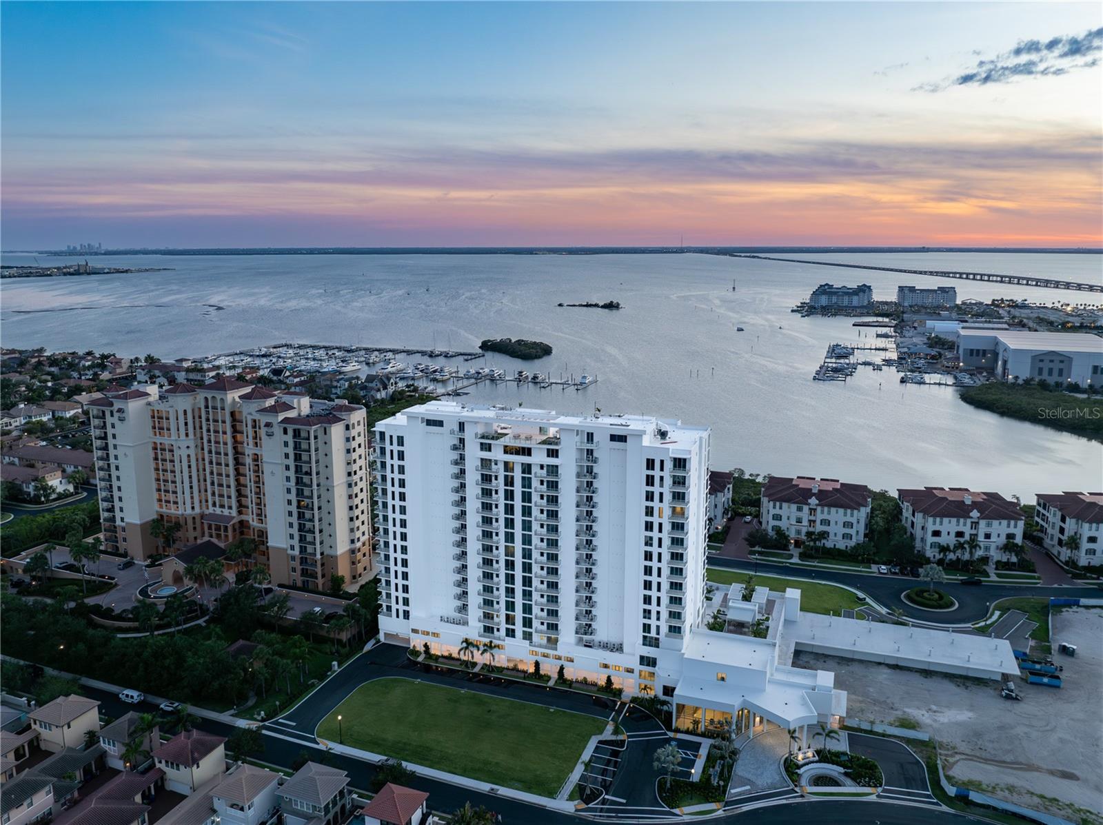 5713 Bowen Daniel Unit 1402, Tampa, FL 33616