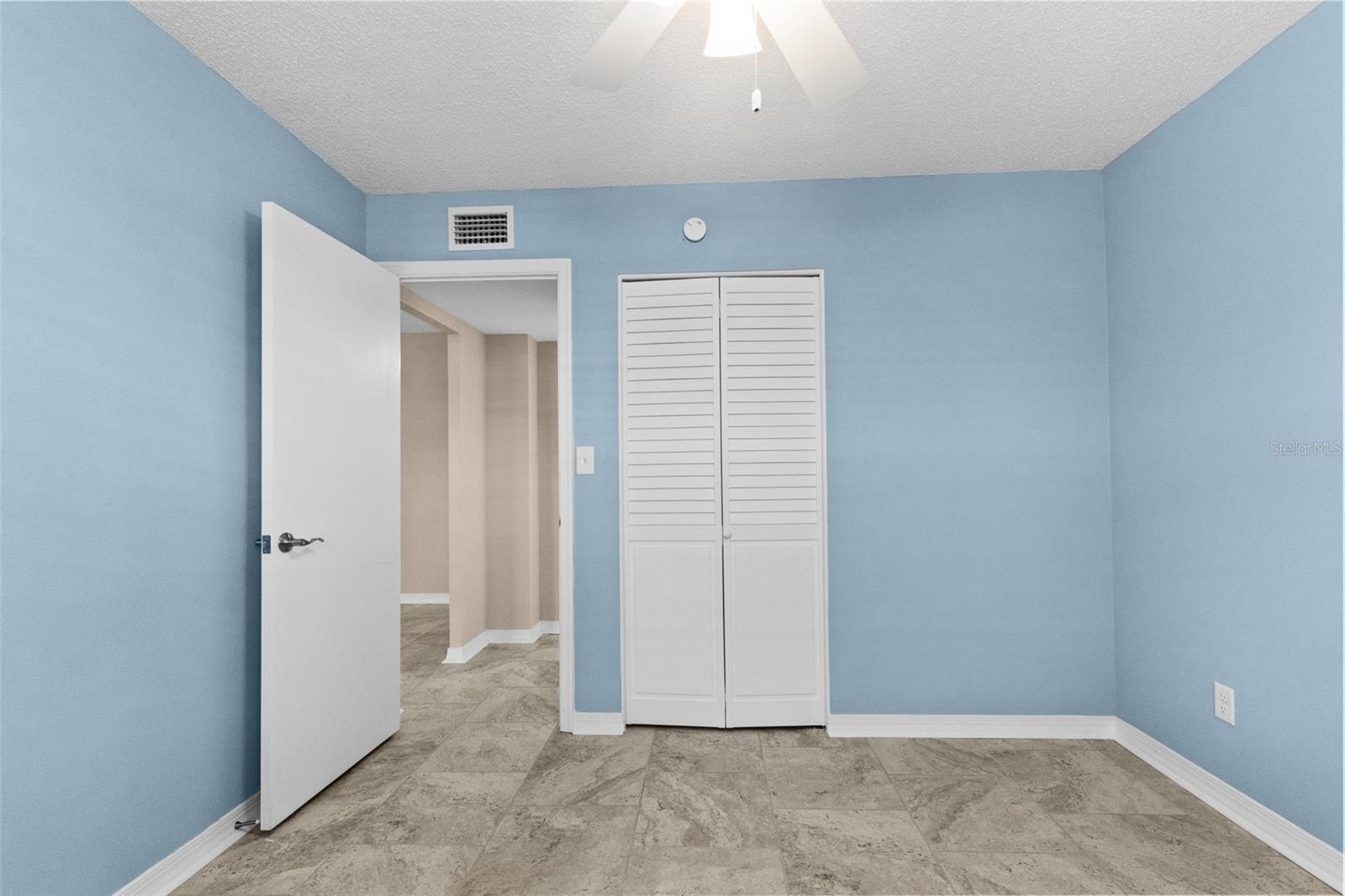 4895 Bay Unit 102, St Petersburg, FL 33703