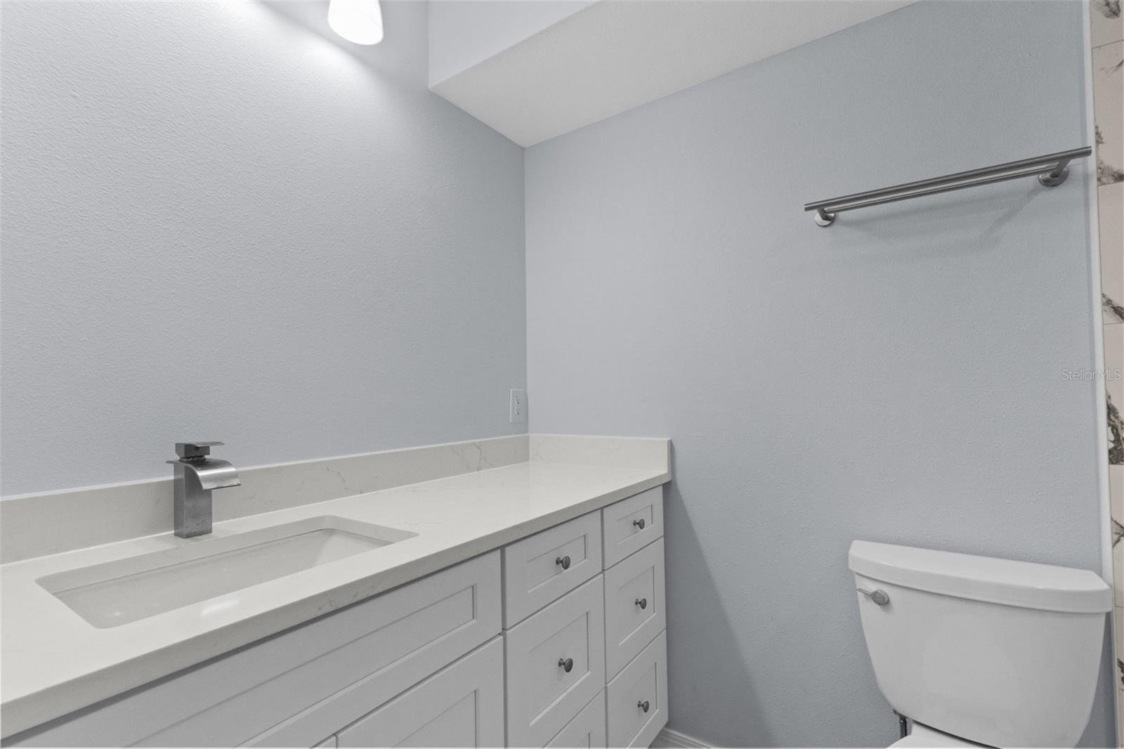 4895 Bay Unit 102, St Petersburg, FL 33703