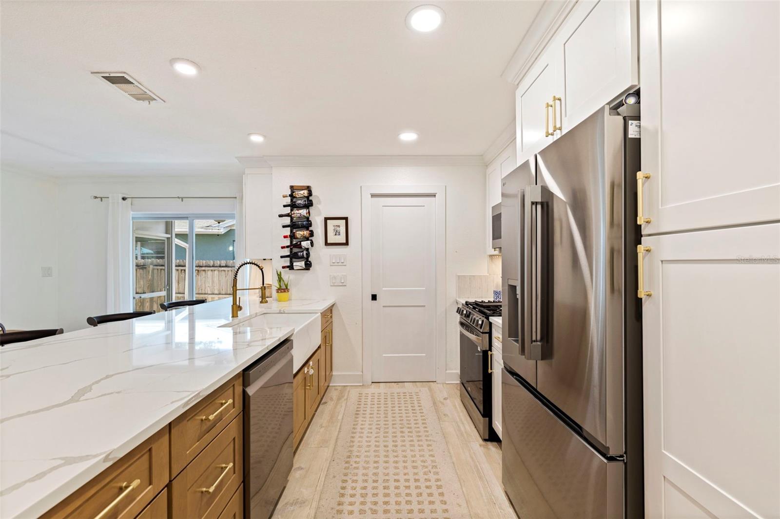 5711 Venetian, St Petersburg, FL 33703