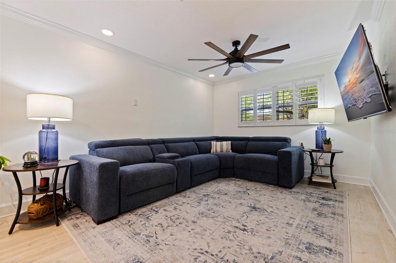 5711 Venetian, St Petersburg, FL 33703