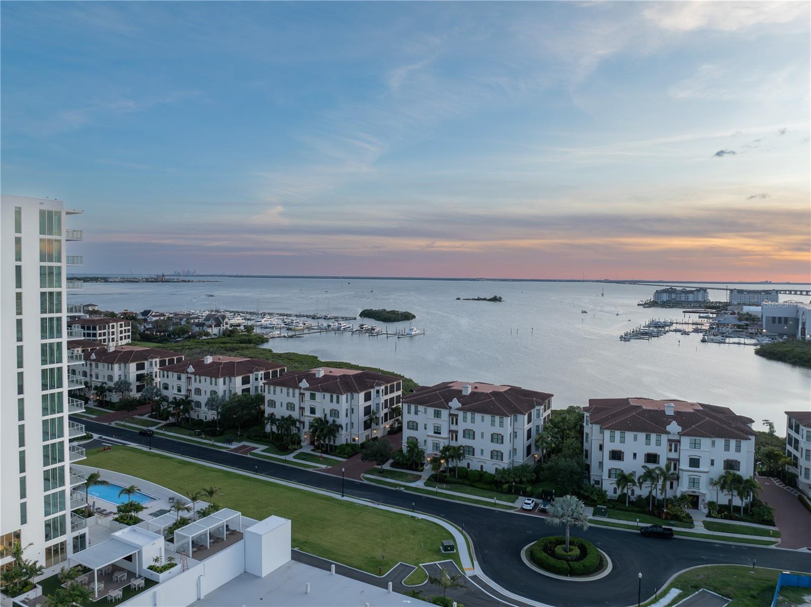 5713 Bowen Daniel Unit 901, Tampa, FL 33616