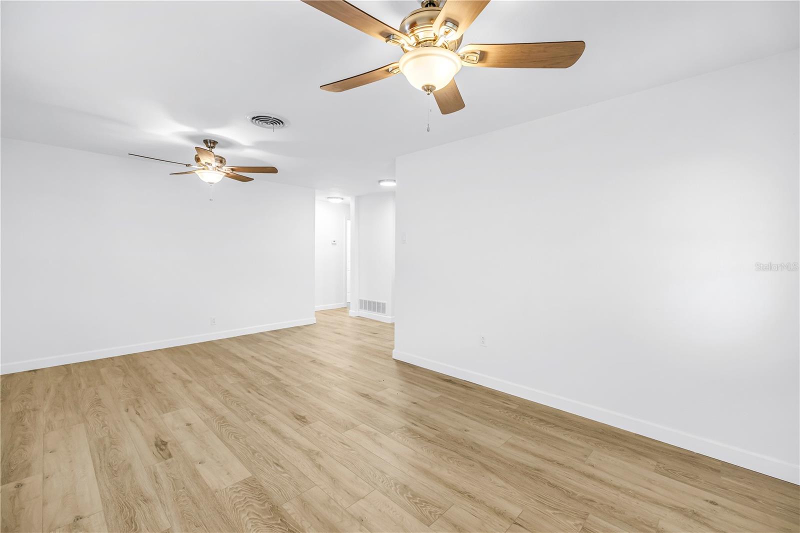 231 93rd, St Petersburg, FL 33702
