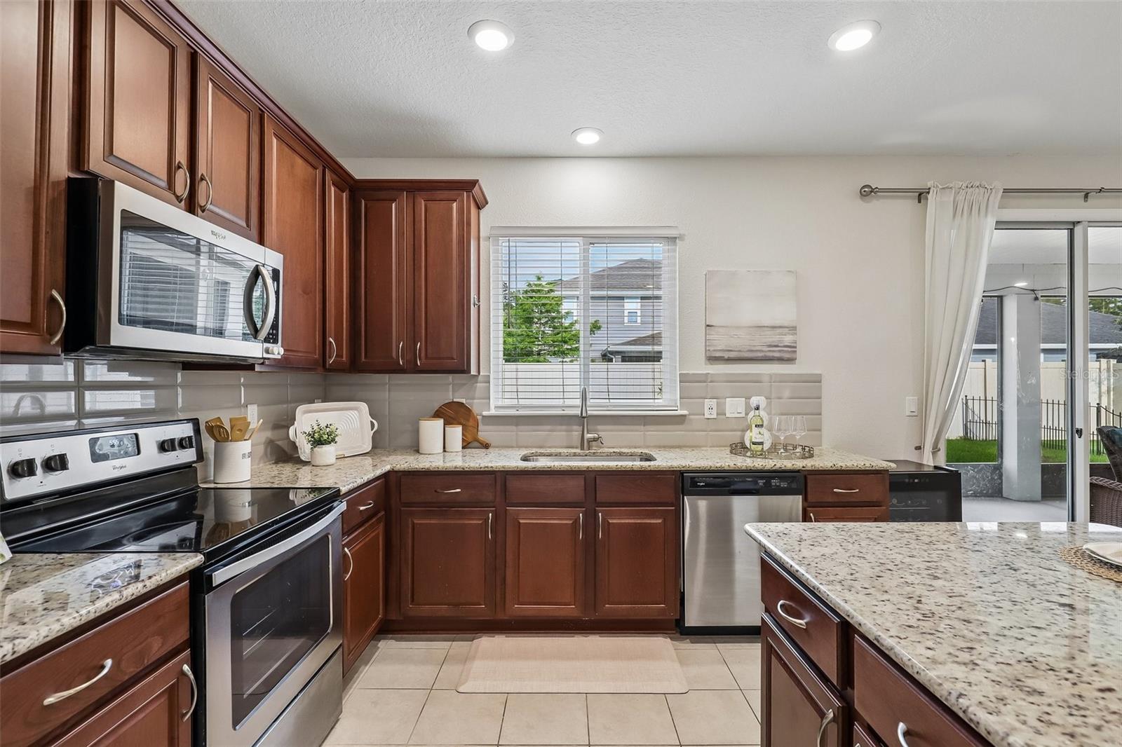 3077 Hawks Hill, Jacksonville, FL 32216