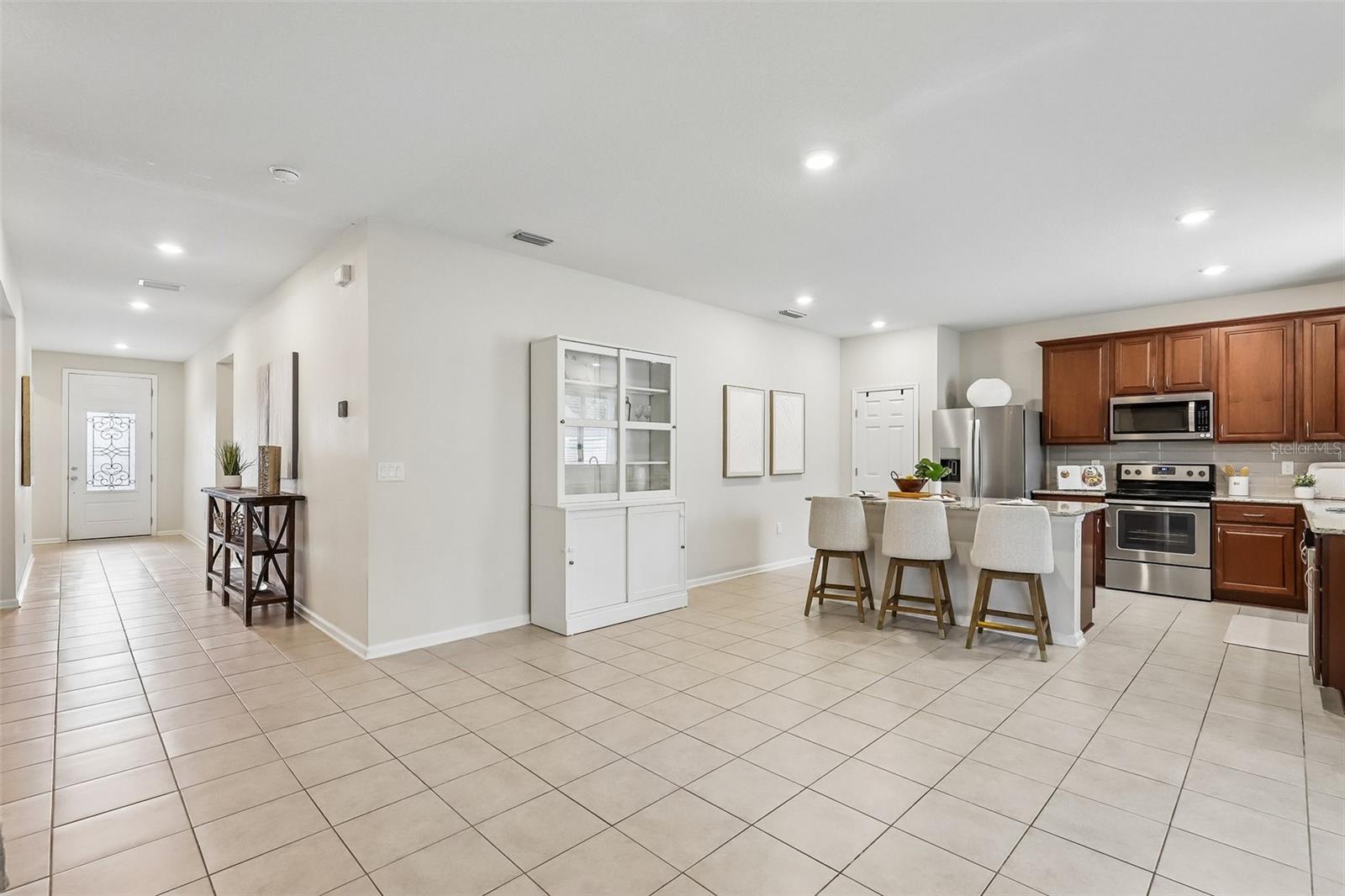 3077 Hawks Hill, Jacksonville, FL 32216