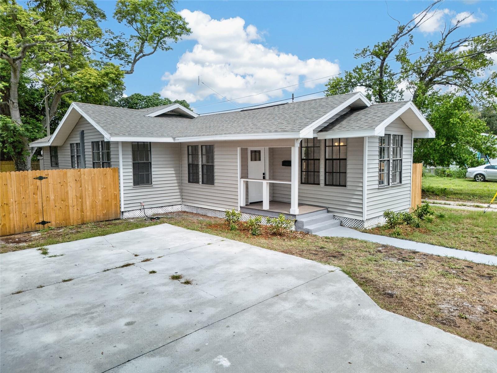 1327 35th, St Petersburg, FL 33711