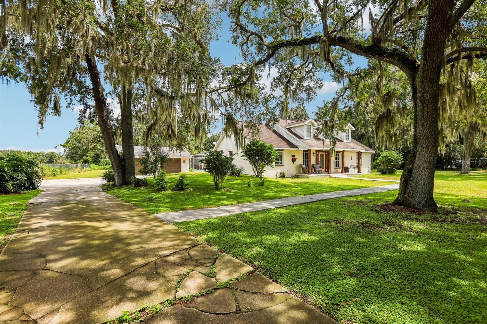408 Holloway, Plant City, FL 33567
