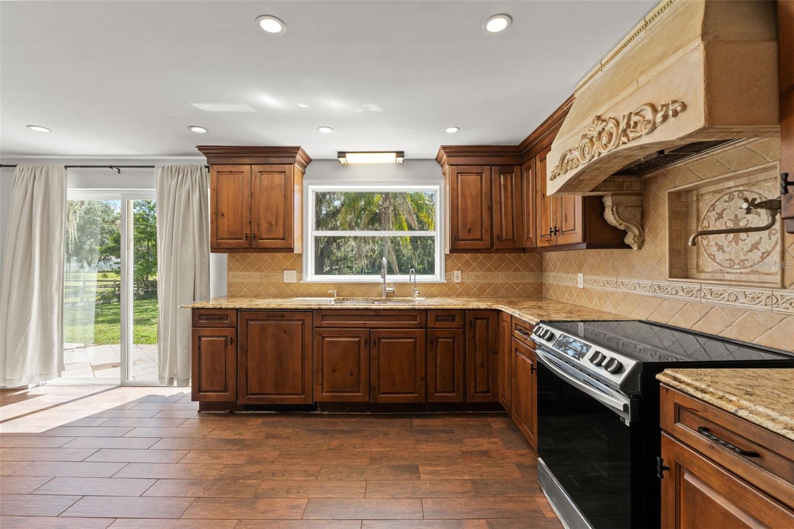 9850 Arrow, New Port Richey, FL 34654
