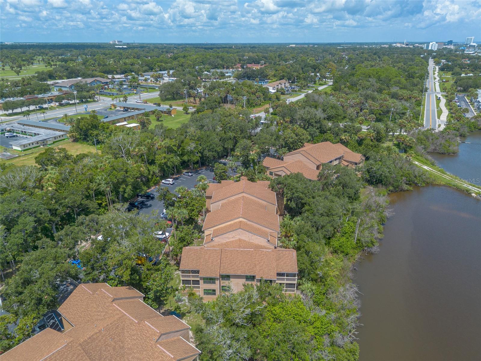1401 Palmetto Unit 300, Daytona Beach, FL 32114