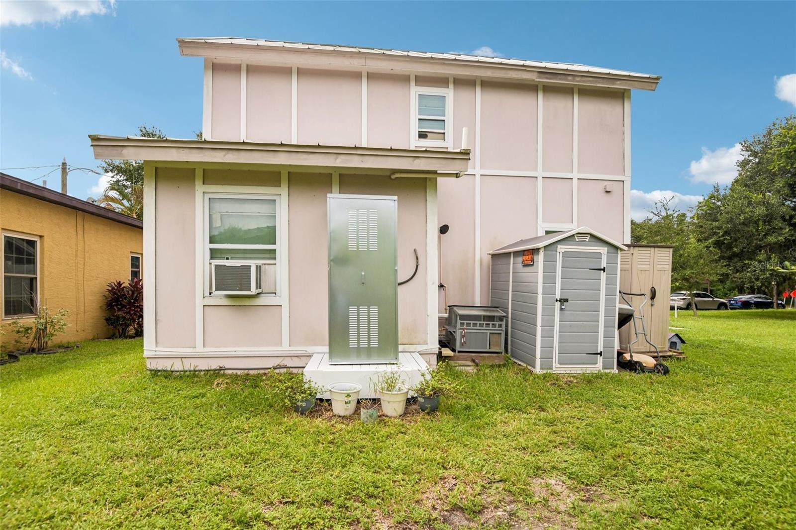 3011 12th, St Petersburg, FL 33712