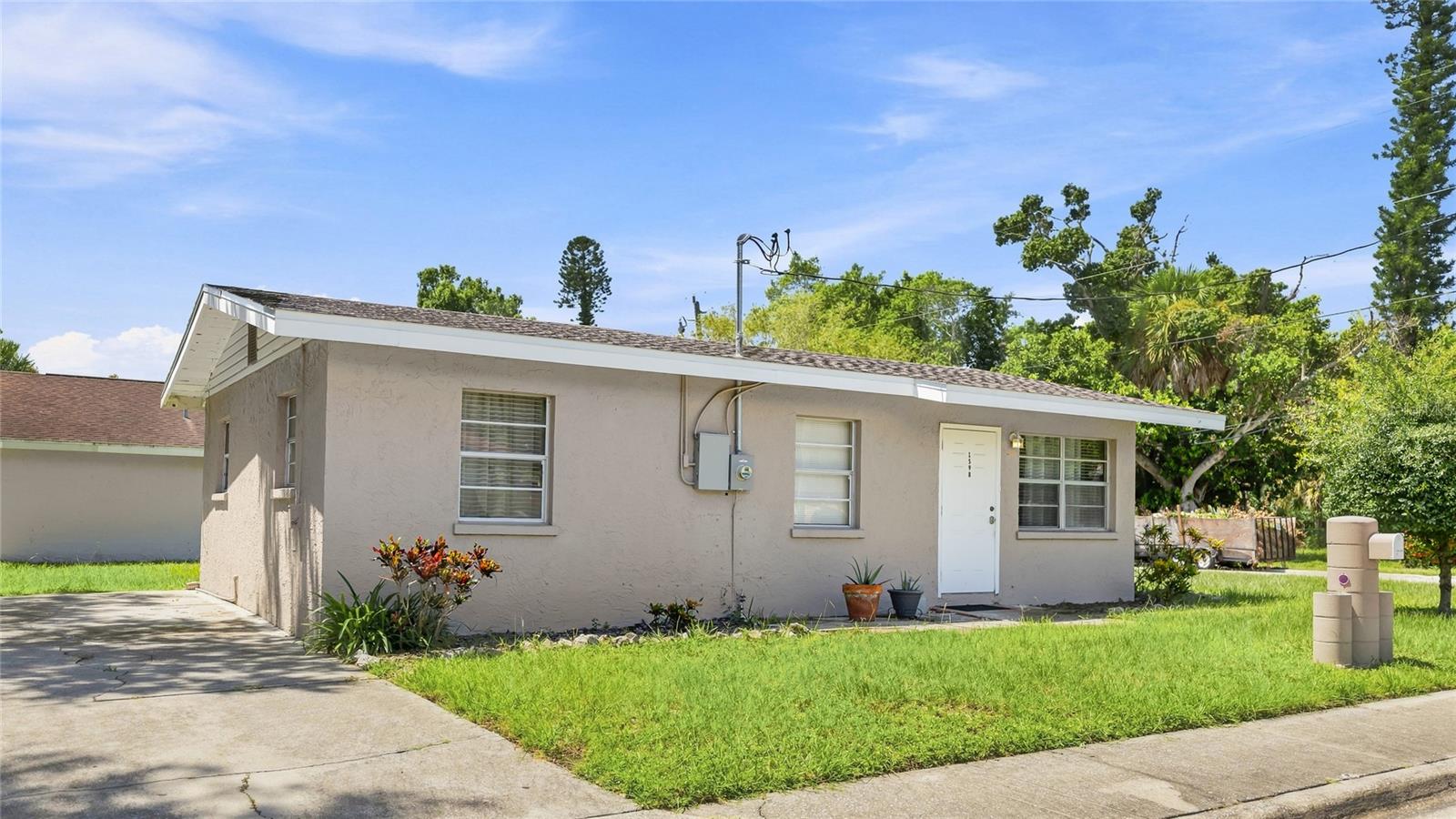1598 29th, Sarasota, FL 34234