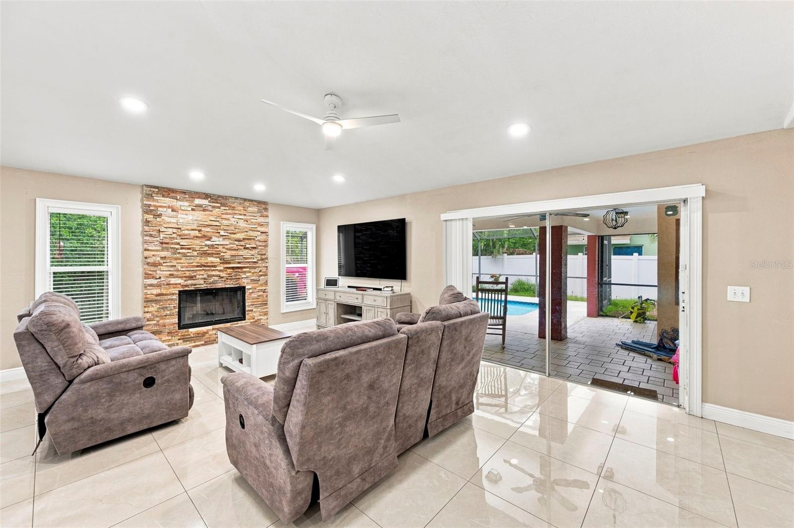 16502 Cayman, Tampa, FL 33624