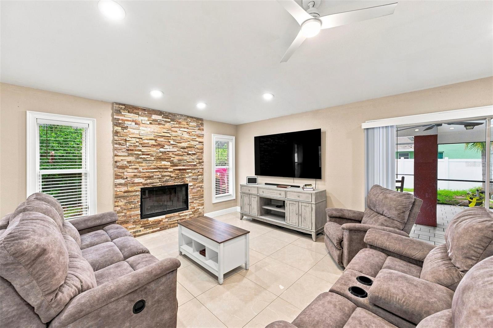 16502 Cayman, Tampa, FL 33624