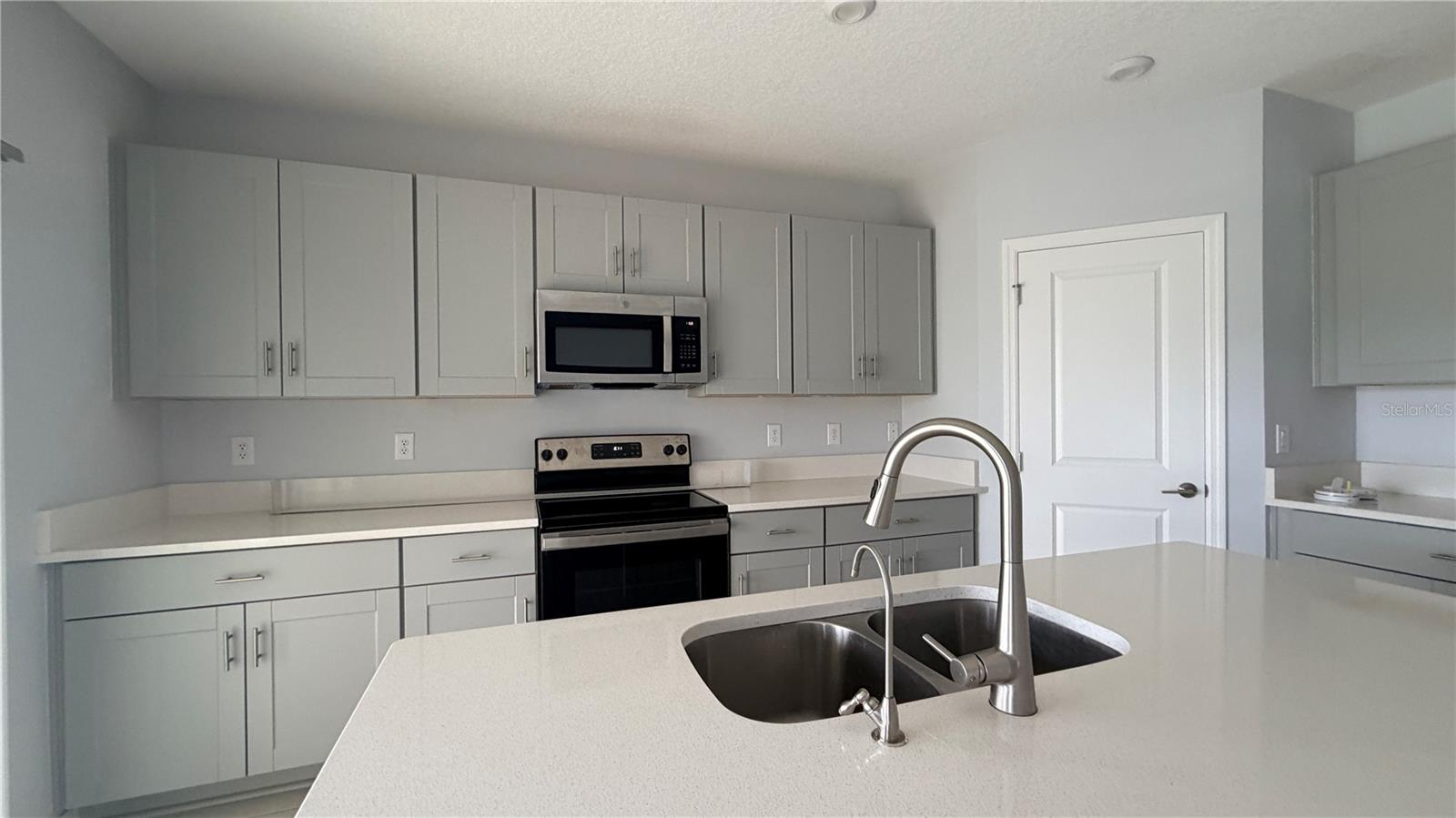 486 Pine Tree Bridge, St Cloud, FL 34772