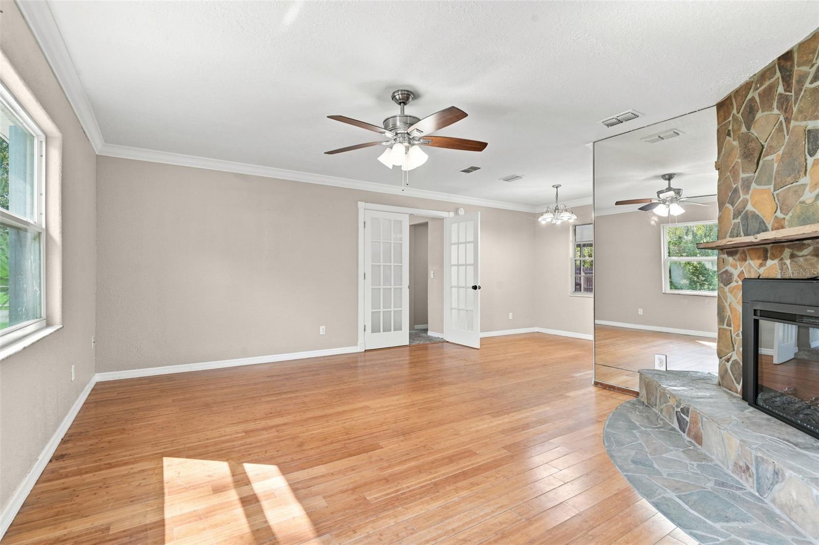 4027 Woodsong, Orlando, FL 32817