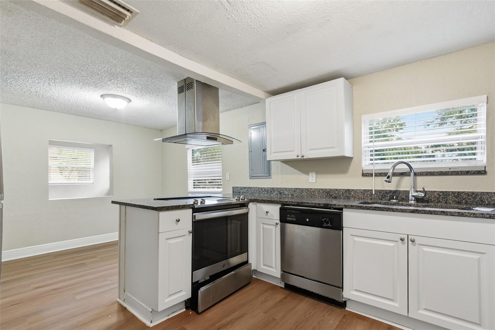 4229 Lenox, Orlando, FL 32811