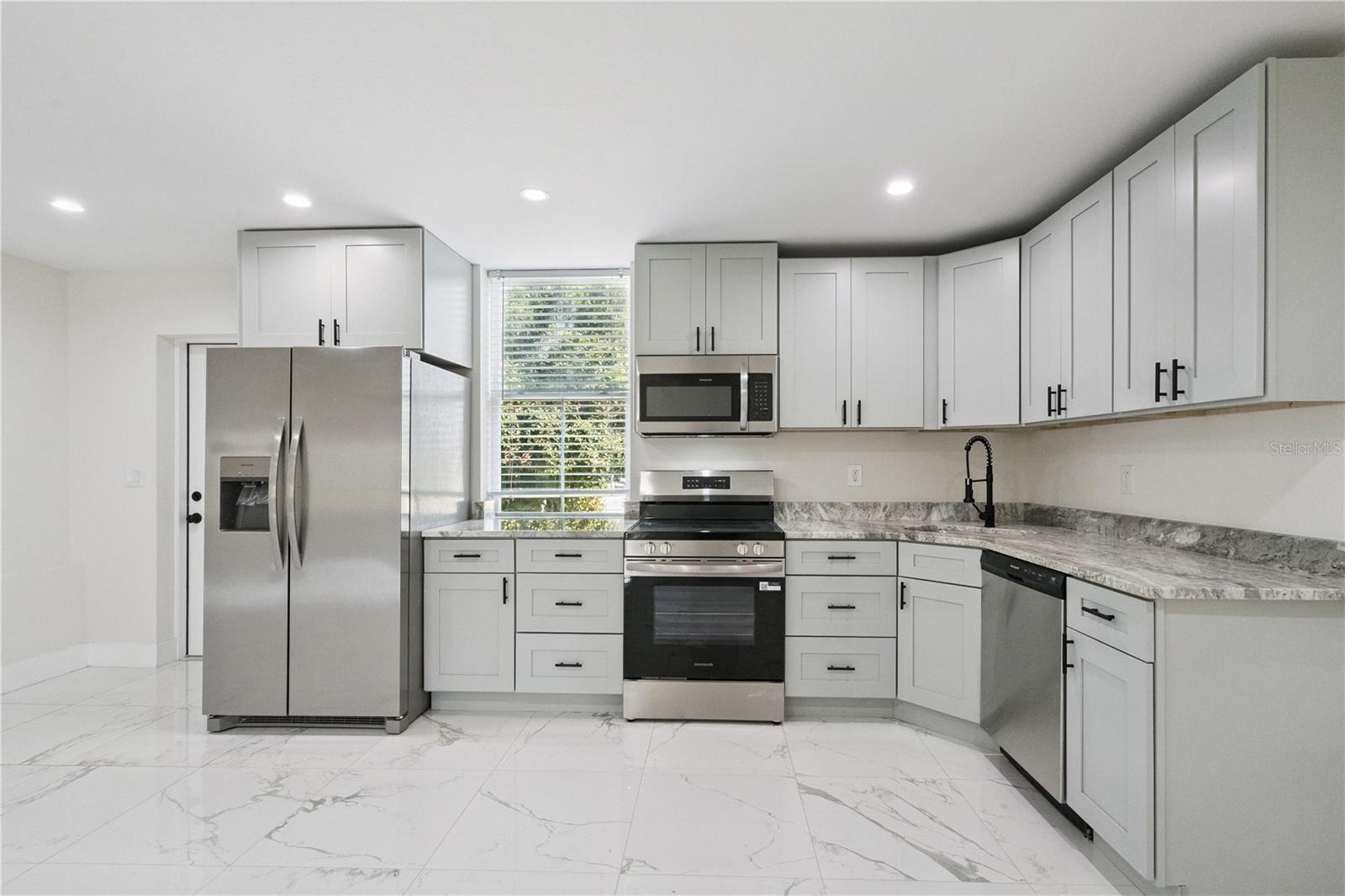 207 Avenue E, Winter Haven, FL 33880