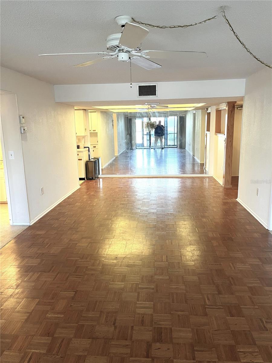 4119 61st Avenue Unit 107, Bradenton, FL 34210