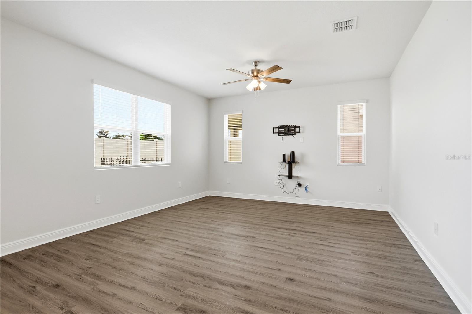 1128 Sugarwood, Davenport, FL 33837