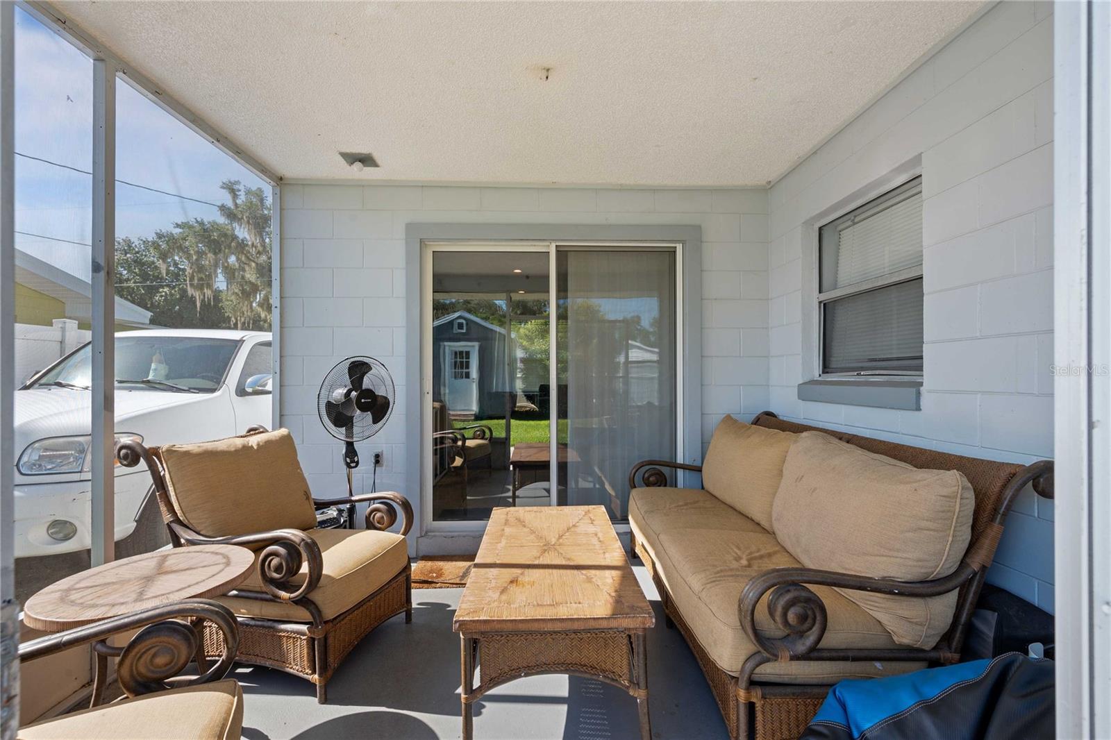 1056 Cr 463, Lake Panasoffkee, FL 33538