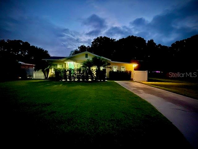 318 34th, Bradenton, FL 34205