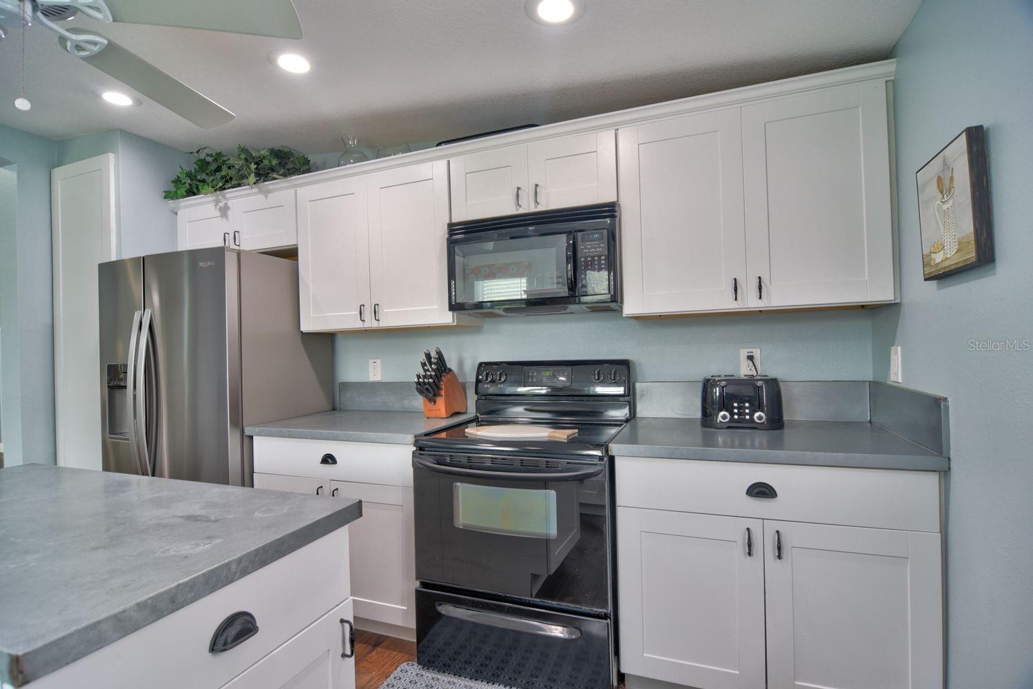 318 34th, Bradenton, FL 34205